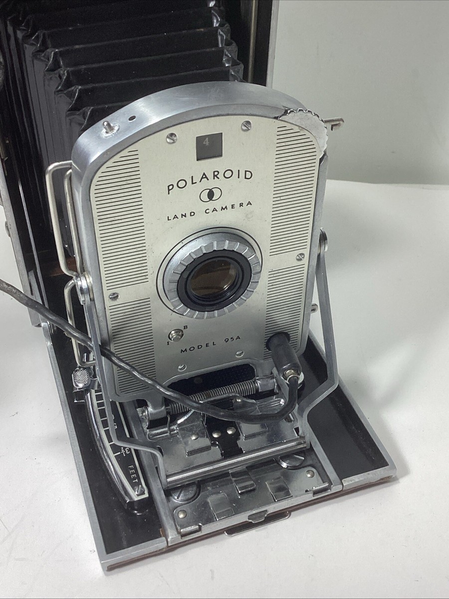 Vintage Polaroid Land Camera Model 95A With Wink-Light Clean