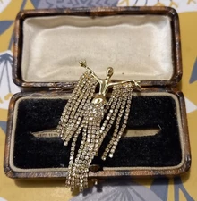 VINTAGE STYLE GOLDTONE LADY RHINESTONES BROOCH ART DECO DANCING SPARKLY GLAM