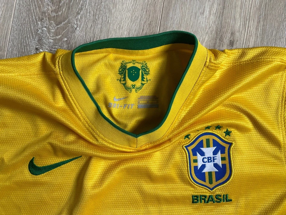 Brasil Home Football Shirt 2012/2013 Jersey Soccer Brasil Camiseta Amarillo N... - Imagen 3 de 4