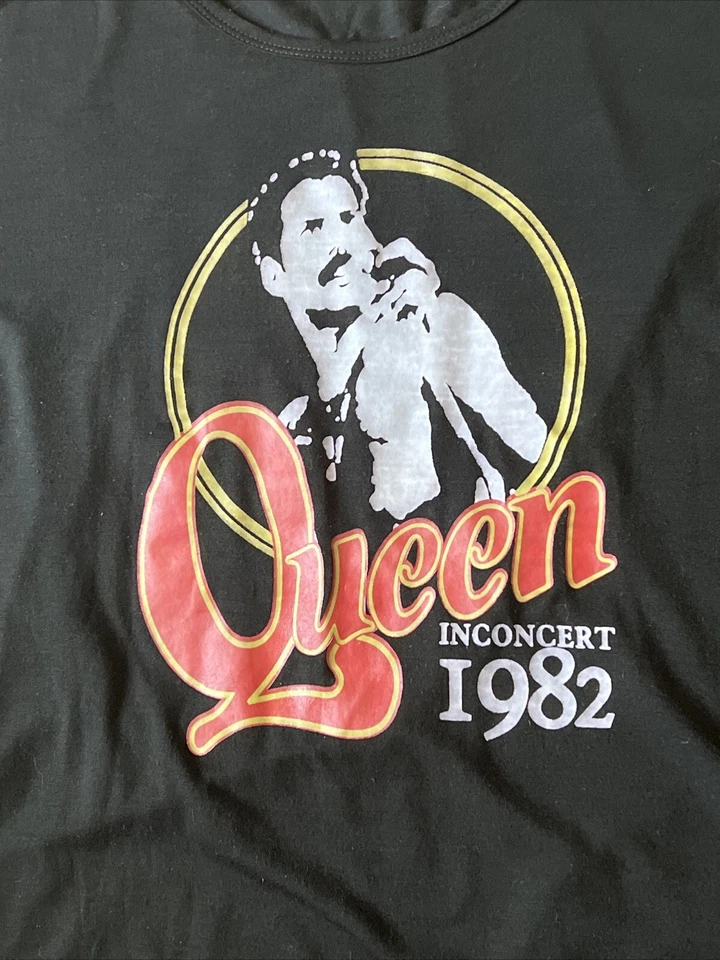 Camisa DE COLECCIÓN Queen Negra (Mujer L) Fechas de Gira 1982 Foto 2 de 4