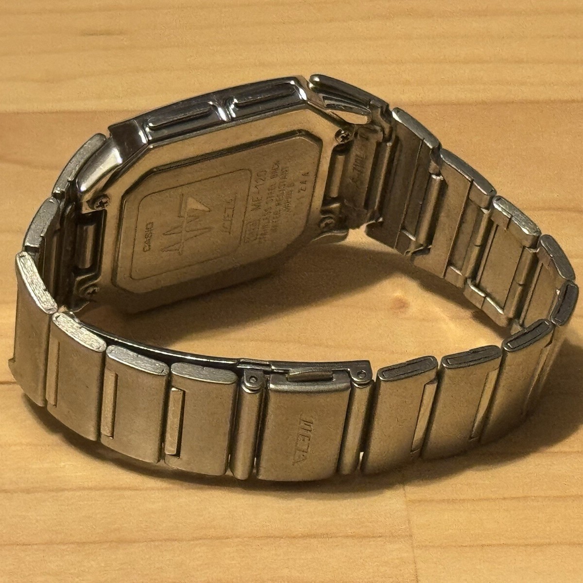 Casio ME-120 Meta Data Memory Vintage Meza 1828 Mod Men