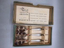 Vintage Unicorn Set Of Darts With Feather Flights  Box - Made In England
