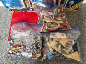 Lego Creator Expert 10232 Palace Cinema - complete with manuals & new stickers