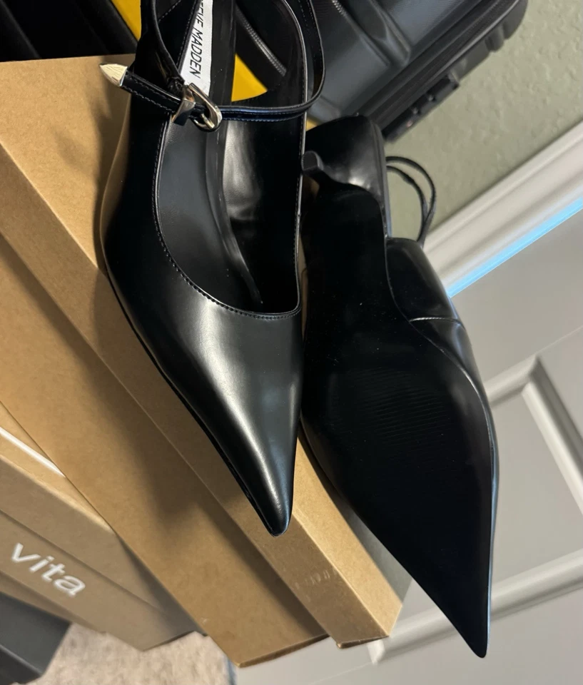 Women's Heels Steve Madden Rizzie Size 9 Black Leather - Image 3 of 4