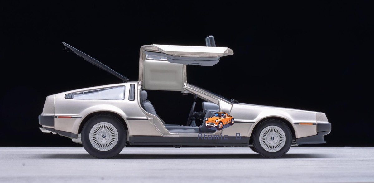 1: 18 SunStar DeLorean DMC-12 1981 Return to Future Prototype