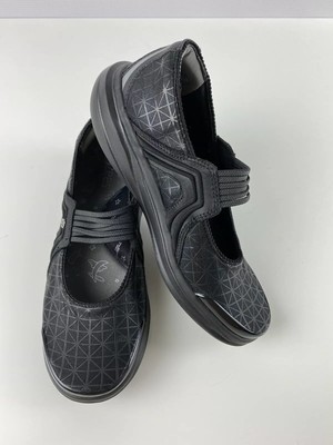 bzees mary jane shoes