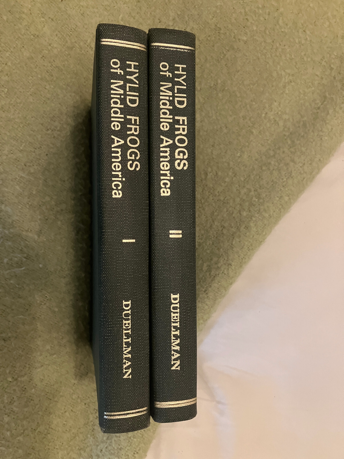 The Hylid Frogs of Middle America by William Duellman 1st ed (1970) Vol 1 & 2