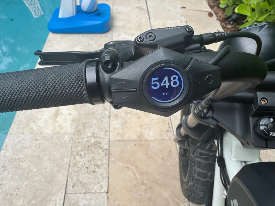 super 73 s2 Bike, Bone white, lightly used, Certified UL2849 - Image 4 of 4