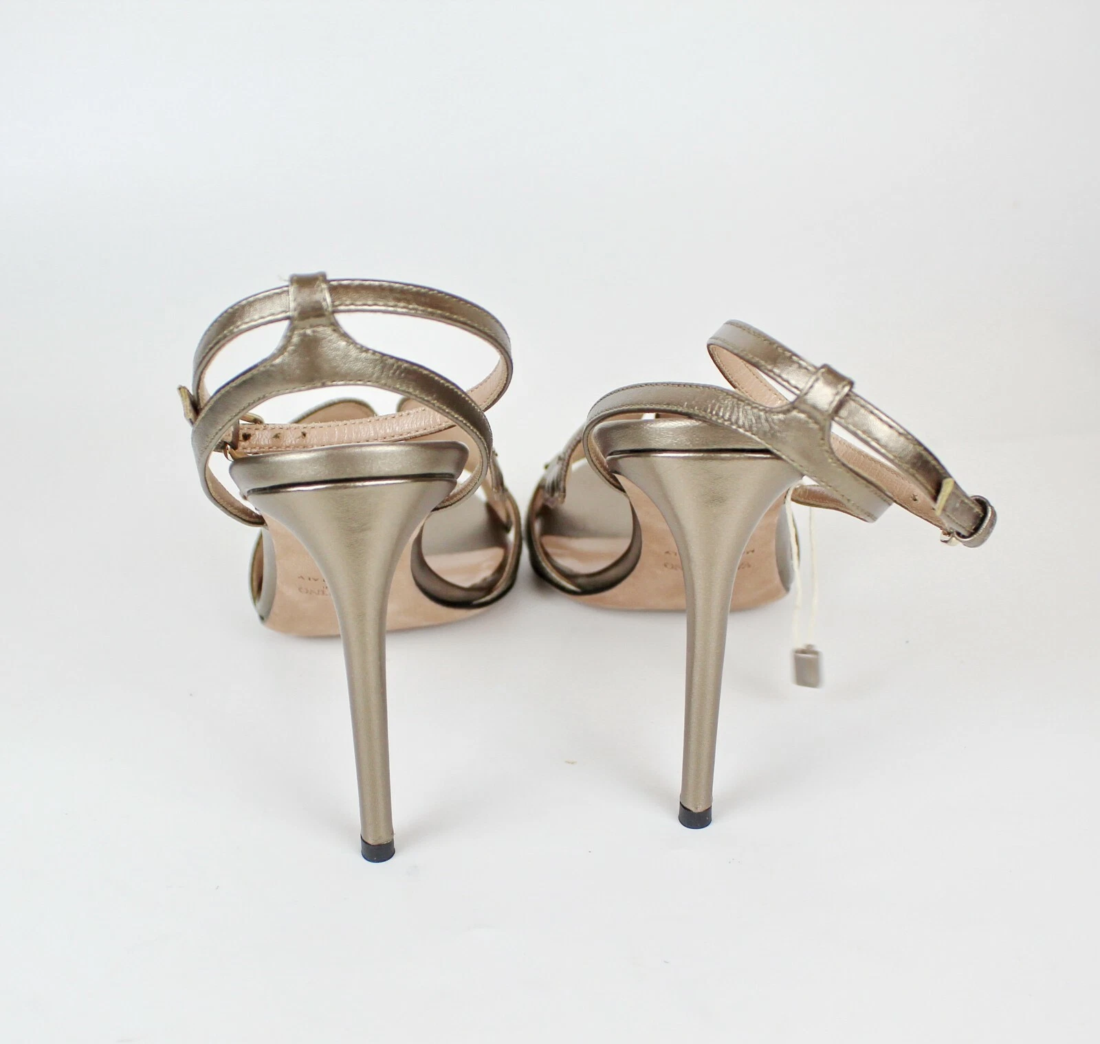 NUOVI sandali Valentino farfalla metallizzati stile runway per feste ed eventi EUR38