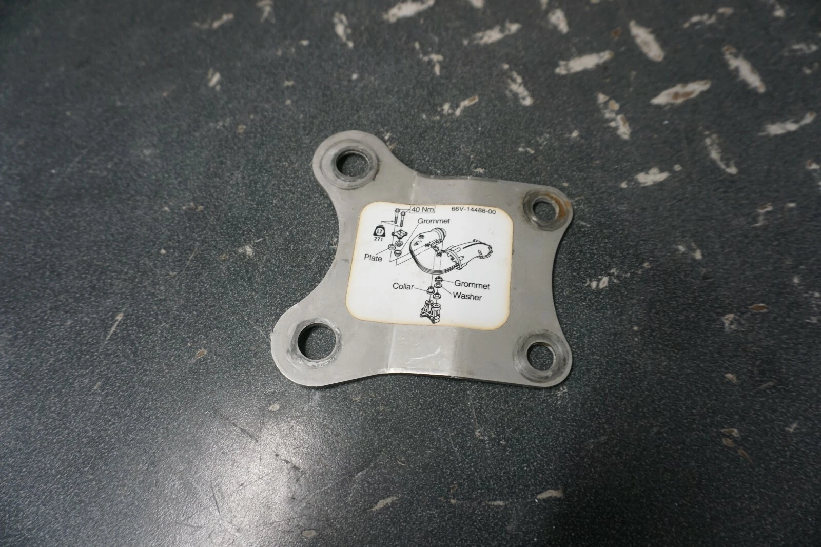 1999-2008 Yamaha OEM Cylinder Head Cover Bracket Freshwater WaveRunner GP 1200