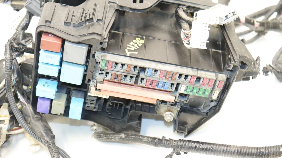 10-12 LEXUS RX350 TRACCIÓN DELANTERA COMPARTIMIENTO DEL MOTOR ARNÉS DE CABLES CONJUNTO DE CABLEADO T4726 Foto 3 de 4