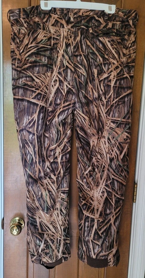 Cabela's Mossy Oak Shadow Grass Polyester Lined Hunting Pants 42 Reg - Image 4 of 4