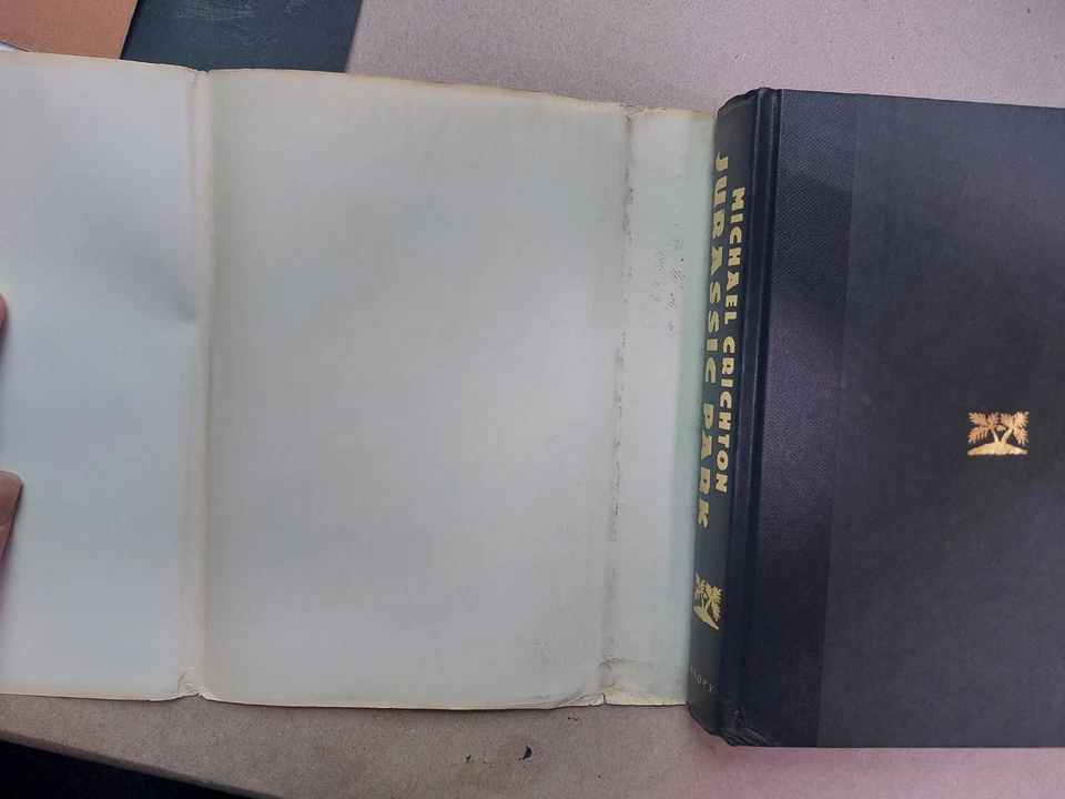 First Edition Jurassic Park Alfred Knopf Michael Crichton Black Cover Foto 4 de 4