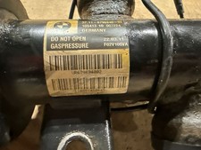 BMW 7 F01 F02 F03 F04 2011 Vorne rechts Stoßdämpfer vorne 6796940 Benzin 300kW