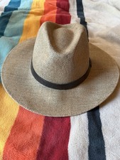 Stetson straw hat with wide brim. Size 7 1/4 EUC