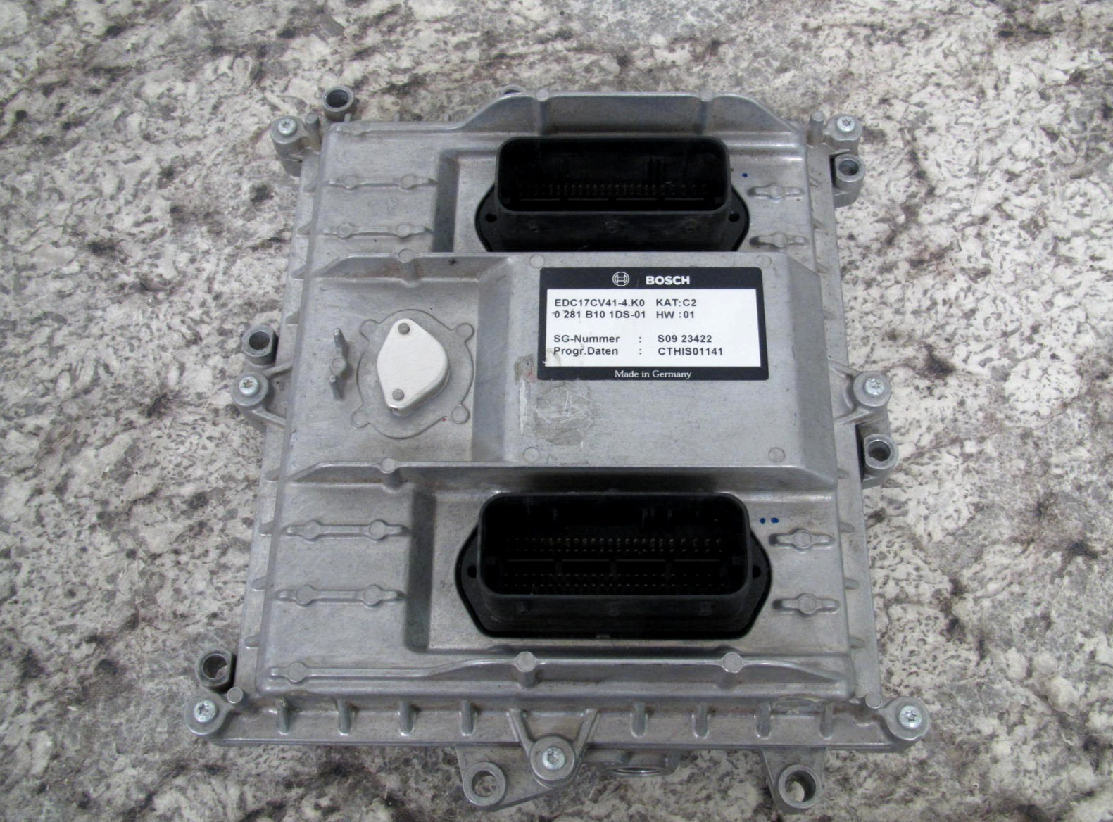 Bosch EDC17CV41-4.K0 / 0281B101DS-01 / 0 281 B10 1DS-01 Engine Control Unit Used