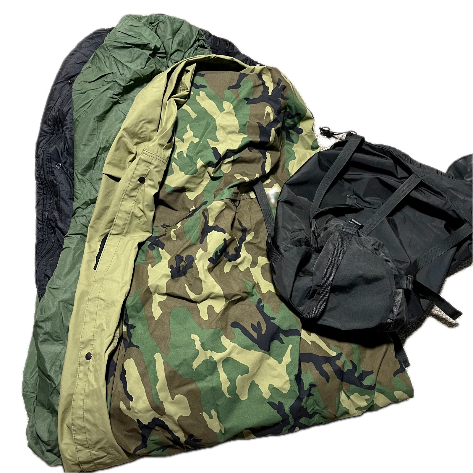 US Military 4 Piece Modular Sleeping Bag Sleep System MSS Tennier Woodland Camo