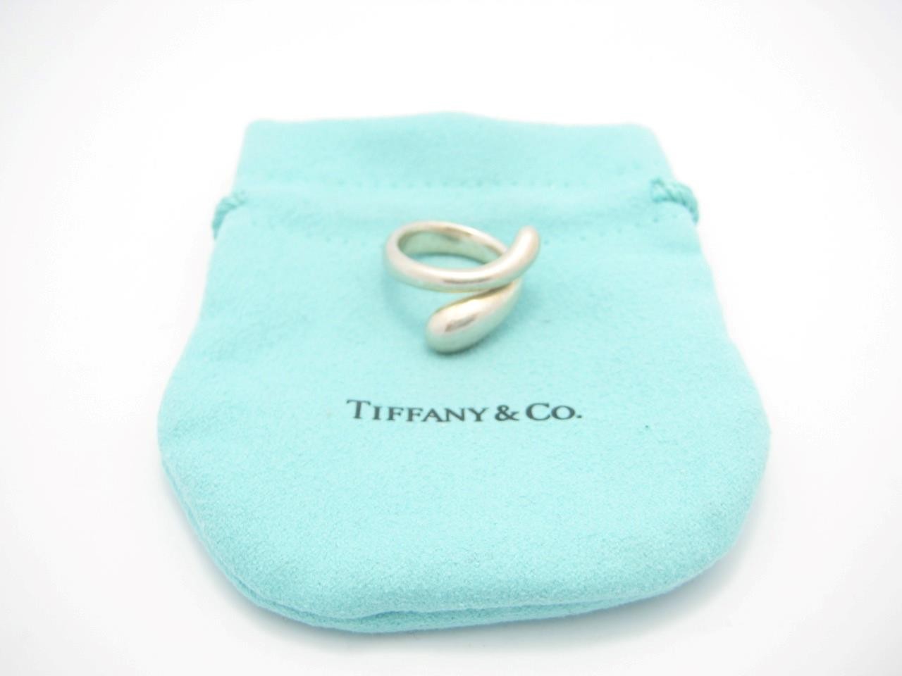 Tiffany & Co. Sterling Silver Elsa Peretti Teardrop Ring Size 5 - Pouch