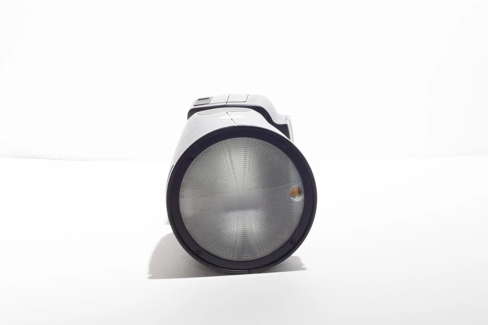 Godox V1N 2.4G TTL HSS Round Head Camera Flash Light Speedlite for Nikon [TWO 2] - Image 3 of 4