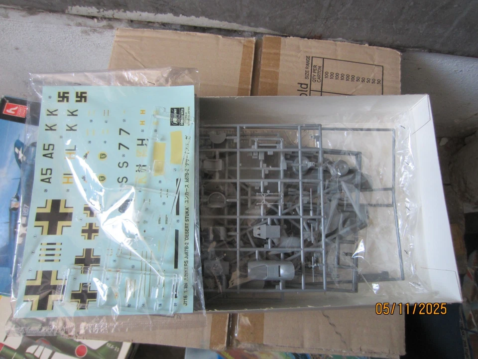 1/48 Hasegawa Junkers Ju-87B-2 Desert Stuka  - Immagine 2 di 2