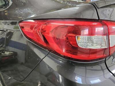 Used Left Tail Light Assembly fits: 2015 Hyundai Sonata VIN 2 5th digit quarter
