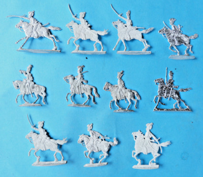 Plats d'étain - Zinnfiguren : Autriche - 10 cavaliers état