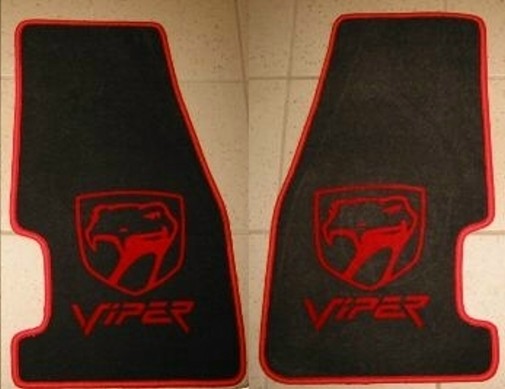 Tapis de sol Dodge Viper GTS moquette noir rouge : finissez-en avec l'usure