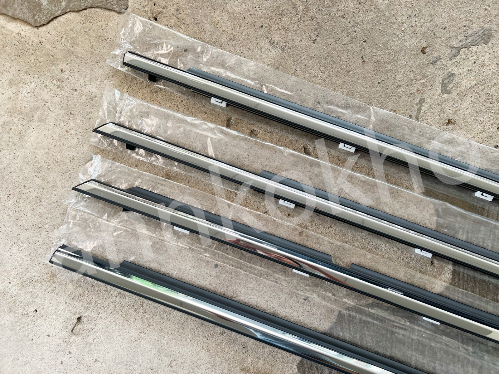 02-06 Genuine for Toyota Camry ACV30 chrome door belt molding weatherstrip seal