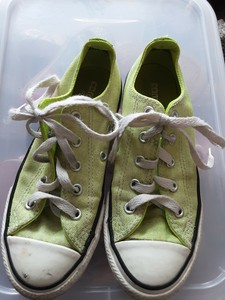 green converse trainers