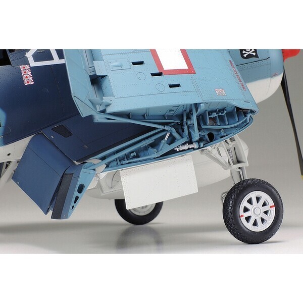 Kit Modèle TAMIYA Corsair F4U-1A 1/32 - Maquette Plastique à Monter, édition Détaillée Pour Passionnés