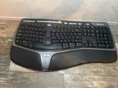 Microsoft KU-0462 1048 Natural Ergonomic USB Keyboard 4000 v1.0 BLACK+SILVER