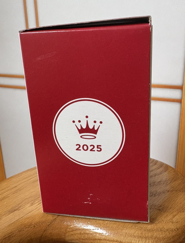 Hallmark 2025 Beauty And The Beast BELLE WITH THE WARDROBE Ornament ~ New - Picture 4 of 4