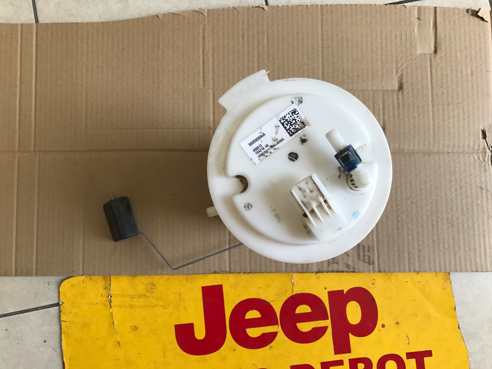 2012 2017 JEEP WRANGLER JK GAS TANK FUEL PUMP 68059559AA OEM eBay