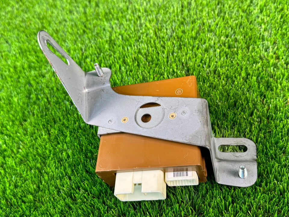 Controlador de freno de estacionamiento Lexus LS460 LS460L LS600HL 2007-2012 89050-50010 OEM Foto 4 de 4