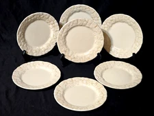 Vintage METLOX POPPY TRAIL 7.625" Salad Plate ANTIQUE GRAPE Stoneware - Set Of 7