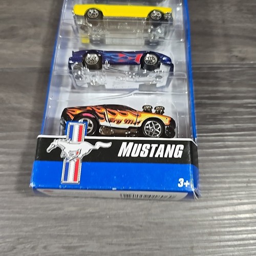 2007 Hot Wheels Mustang 5-Pack 1:64 NIB Mint! Never Opened! - Picture 2 of 8