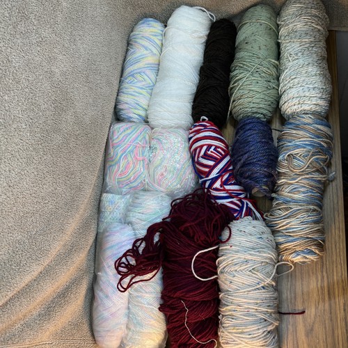 Balls of Yarn miscellaneous lot collection
