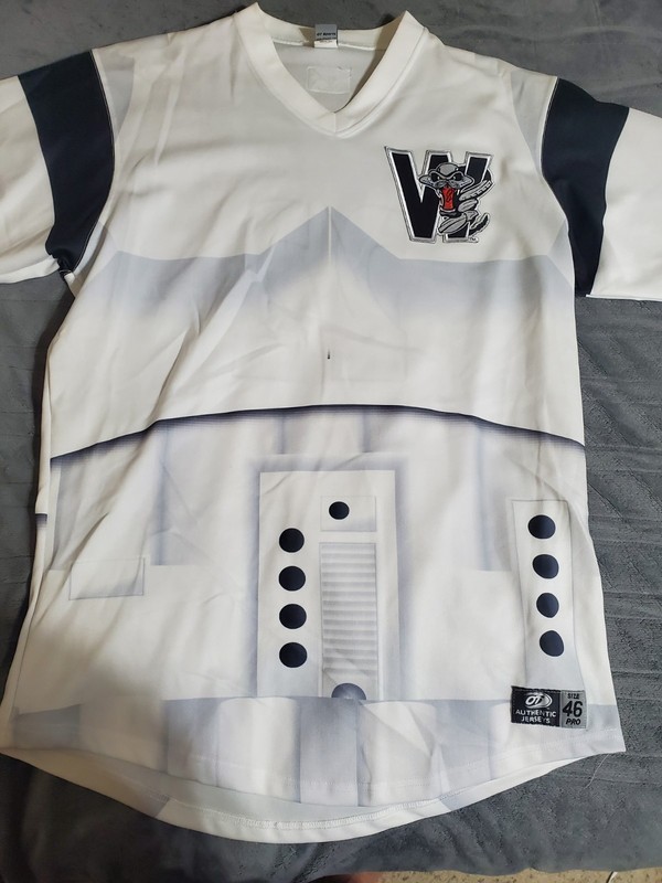 Star Wars Stormtrooper Baseball Jersey Sz 46 Wisconsin Timber Rattler Game Worn