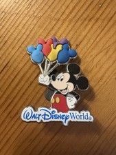 Walt Disney World Mickey Mouse With Balloons 3D First Release Trading Pin