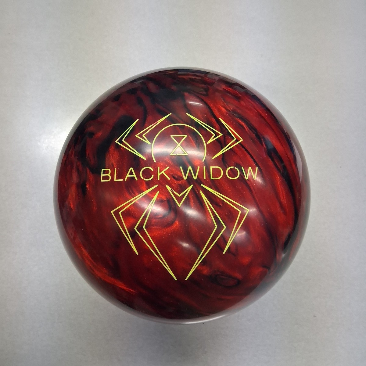 Hammer Black Widow 2.0 Hybrid bowling ball 13 LB new in box #094