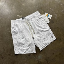 NWT Mens Vuori Kore Short 7" Lined Athletic Hybrid White L