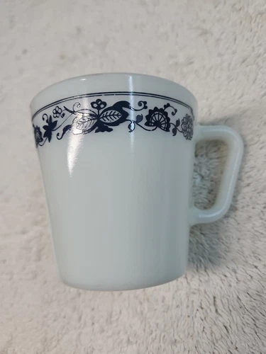 Vintage PYREX Blue Onion Milk Glass Mug Old Town Coffee Cup D Handle White Blue
