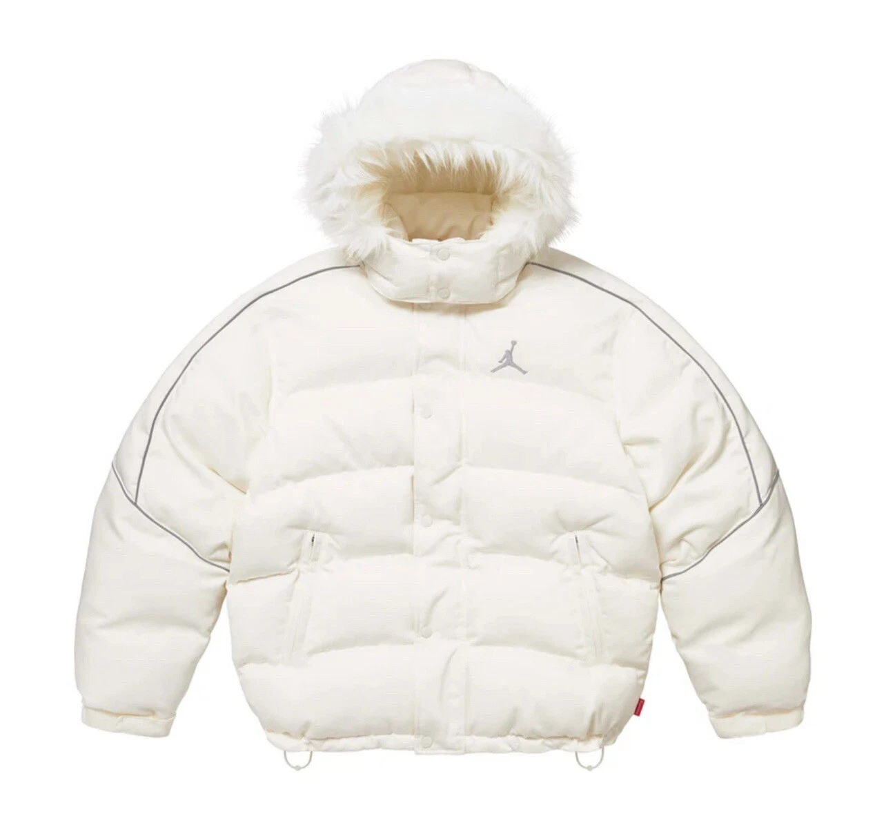 ?ÉPUISÉ?Supreme x Jordan Puffer Jacket FW24 blanc petit en main