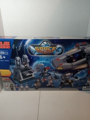 Space Explorer Space Base  Starship Building Block Playset 450 Piece Blok Head