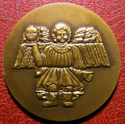 UNESCO 1978 ORBIS GUARANTICUS angel holding a glob medal | eBay