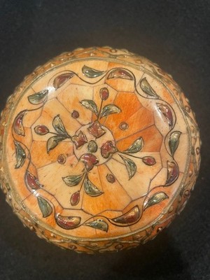 Vintage Camel Bone inlay on Wood Brass lined Round 2.25X4'' Opium Box Mid-Eastern