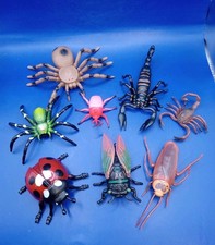 Jumbo INSECTS Toys Lot 8 Plastic/Rubber 3"-6" Long SPIDERS LADY BUG ROACH Etc