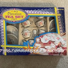 17 Pcs Porcelain Tea Set Never Taken Out Of Box