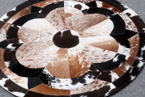 Cowhide Round Patchwork Carpet Handmade Cowhide Carpet Home Décor Cow Skin 461 - Picture 4 of 4
