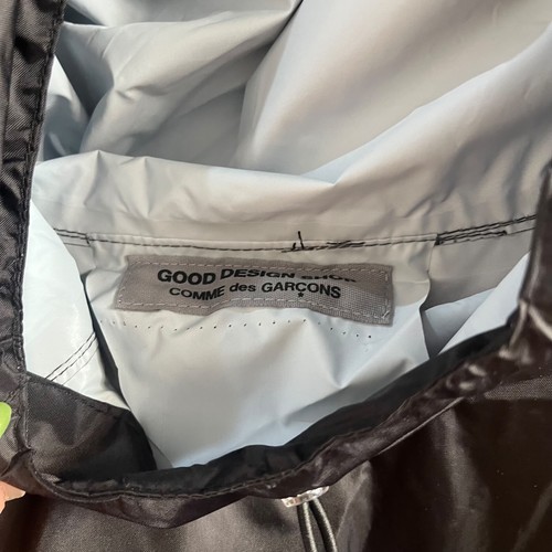 ONE SIZE- Comme des garcons poncho BRAND NEW WTITH TAGS CDG RARE BLACK - Picture 5 of 7